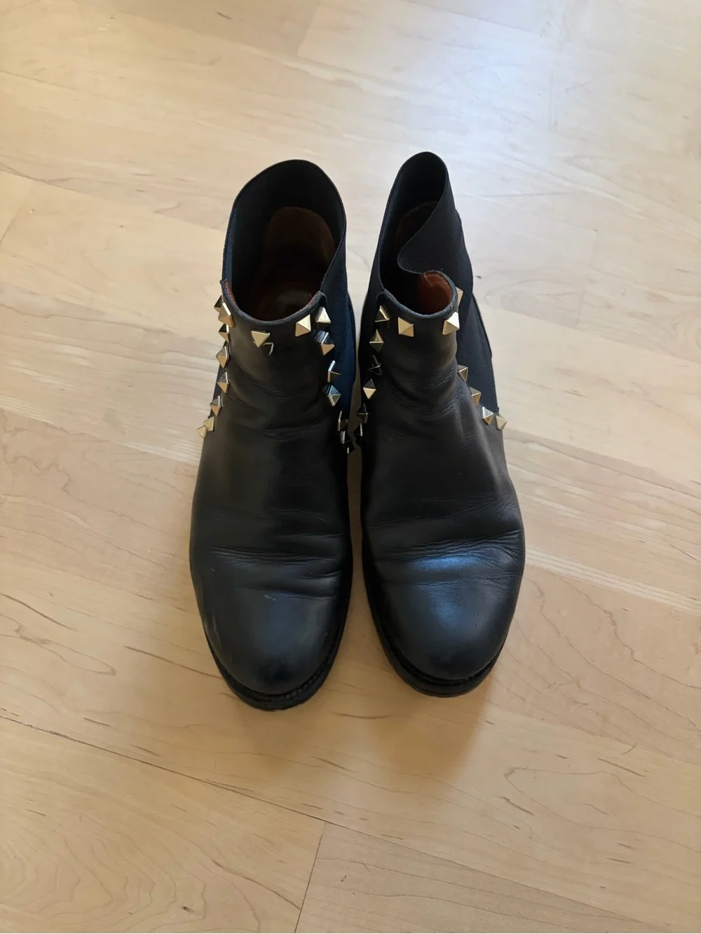 Valentino Black Leather Men’s Studded Chelsea Boots sz 36.5
